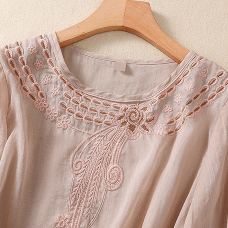 Buddha Stones Artistic Plain Floral Embroidered Design Crew Neck Puff Half Sleeve Women's T-Shirt