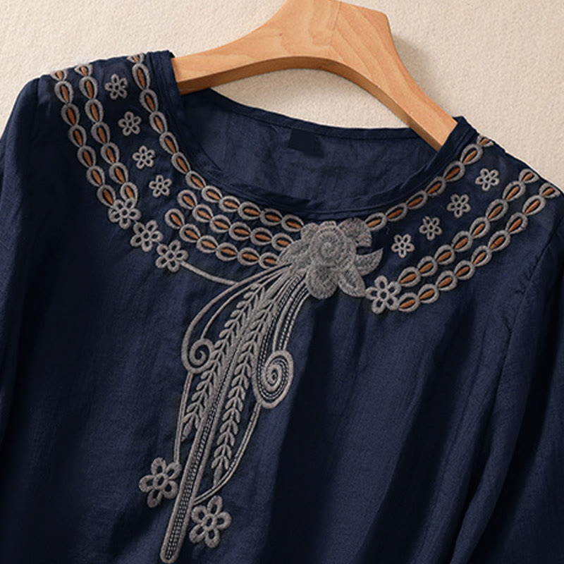 Buddha Stones Artistic Plain Floral Embroidered Design Crew Neck Puff Half Sleeve Women's T-Shirt