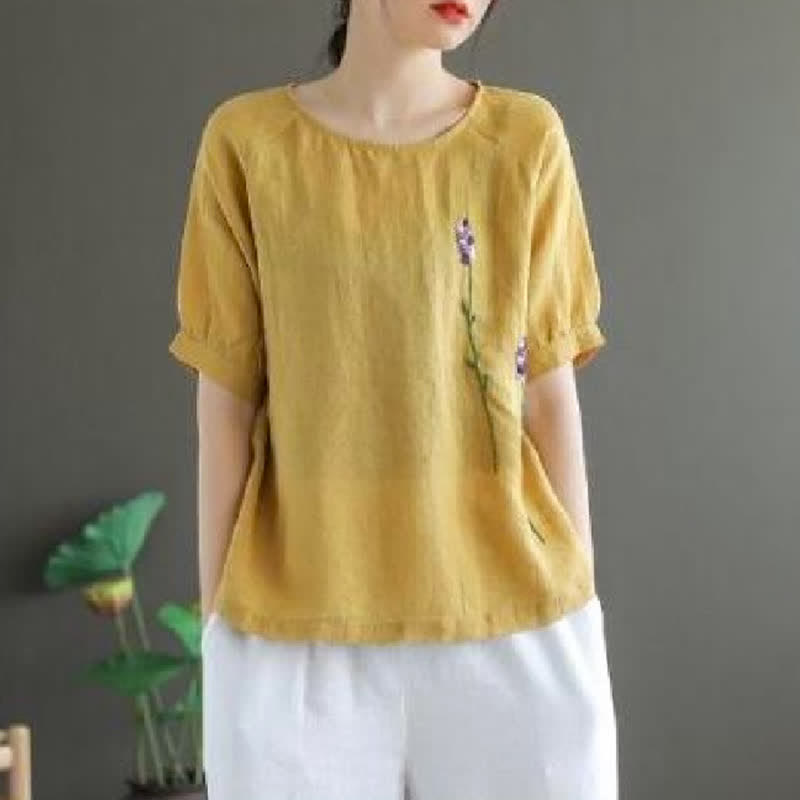 Buddha Stones Summer Vintage Embroidered Flower Pattern Women's Crew Neck Design T-Shirt